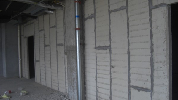 Chile Project_輕質隔墻板生產線設備_輕質隔墻板設備-湖北博悅佳實業(yè)有限公司